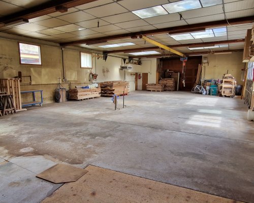 L'atelier / The Business premises