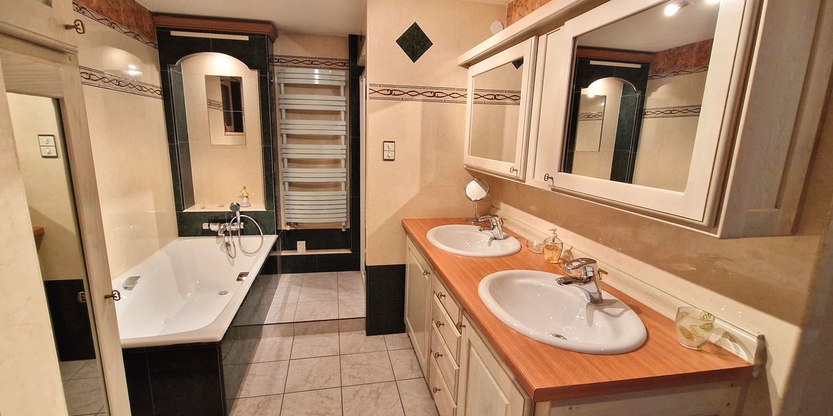 Salle de bains et WC